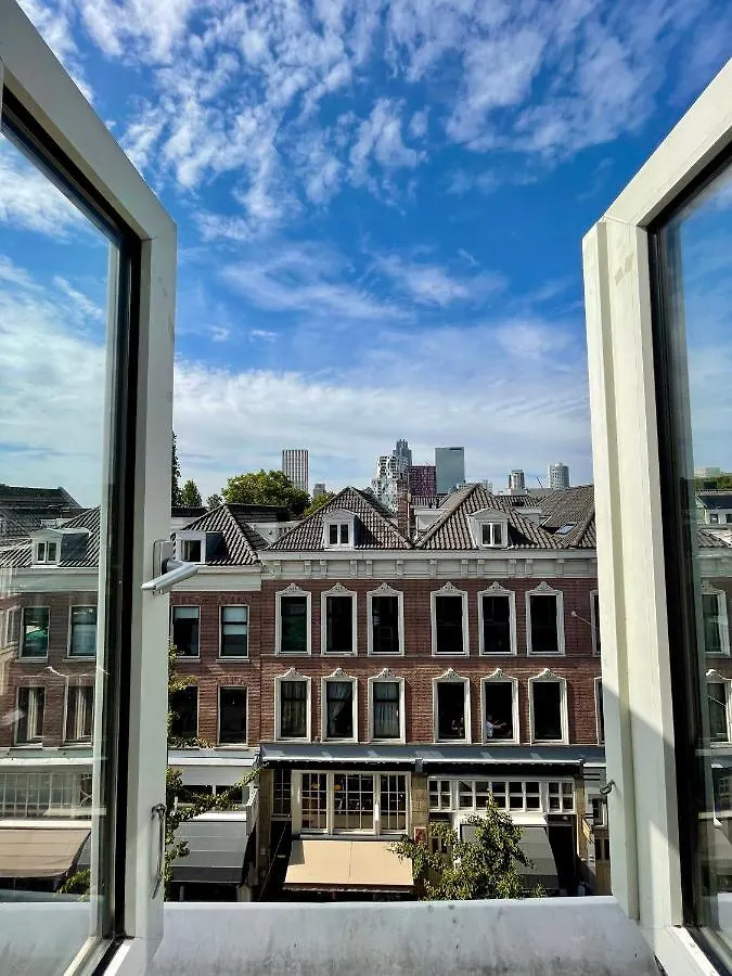 Thuis bij Schell Rotterdam Hotel